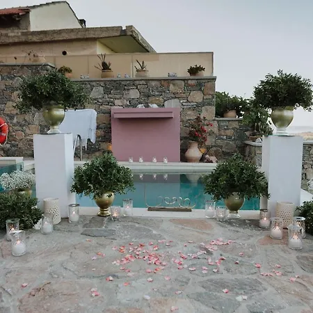 Listen To Nature In A Renovated Traditional Hilltop Liodosifis With Heated Pool Villa Paidhokhorion