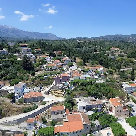 Listen To Nature In A Renovated Traditional Hilltop Liodosifis With Heated Pool *