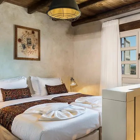 Villa Listen To Nature In A Renovated Traditional Hilltop Liodosifis With Heated Pool *